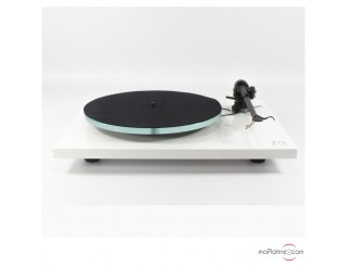 Platine vinyle manuelle Rega Planar 3