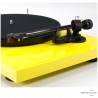 Pro-Ject Debut Carbon 2M Red Plattenspieler Special Edition
