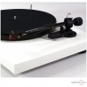 Pro-Ject Debut Carbon 2M Red Plattenspieler Special Edition