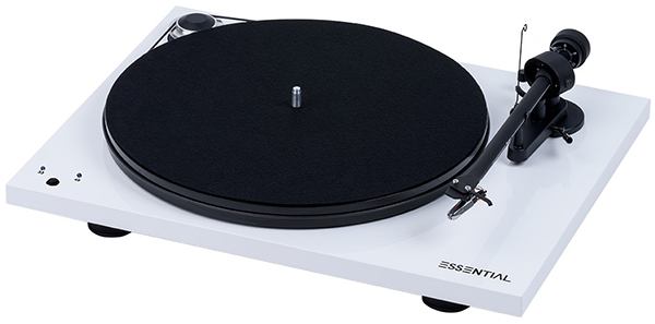 Pro-Ject Essential III record Master turntable