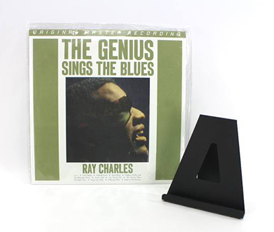 Disque vinyle et présentoir pour vinyle MoFi Disque vinyle et présentoir pour vinyle MoFi