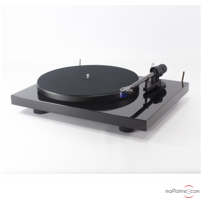 Platine-vinyle-Pro-Ject-Debut-Carbon-2M-Blue-Spéciale-Edition-2