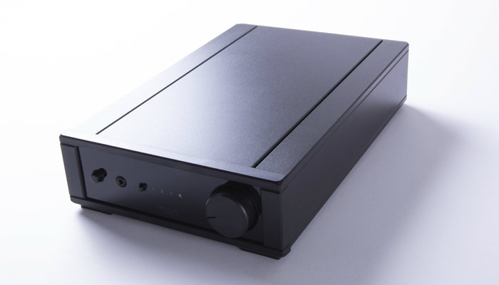 Amplificateur intégré Rega IO Amplificateur intégré Rega IO