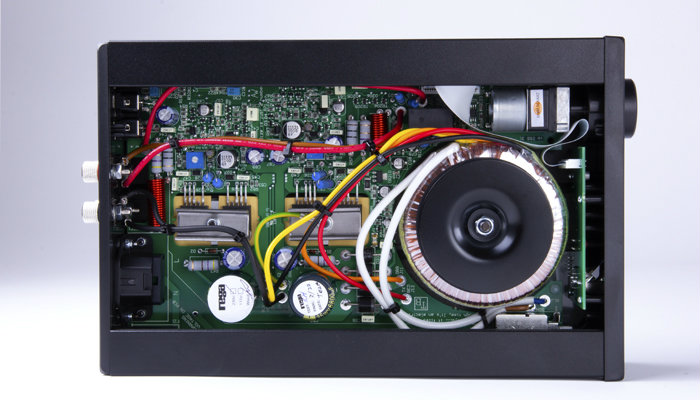 Amplificateur intégré Rega IO Amplificateur intégré Rega IO