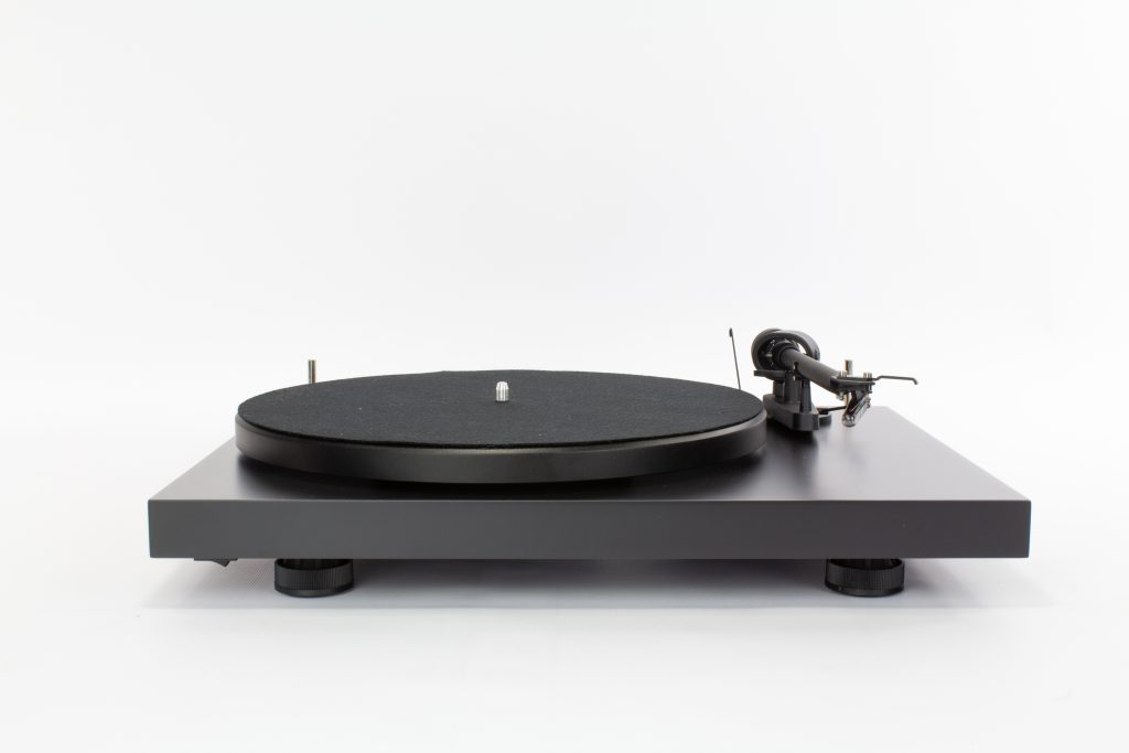 Platine vinyle Pro-Ject Debut III OM5e Limited Platine vinyle Pro-Ject Debut III OM5e Limited