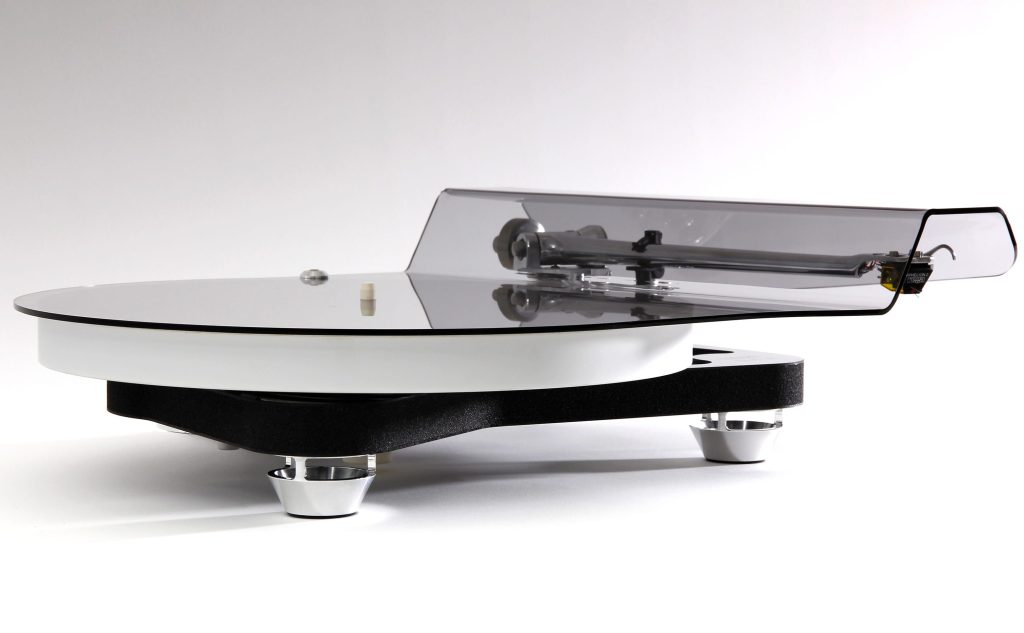 En savoir plus sur la platine vinyle Rega Naia