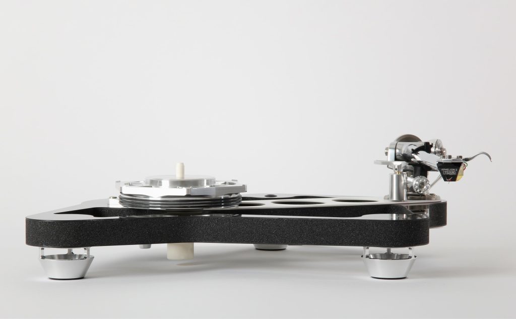 En savoir plus sur la platine vinyle Rega Naia