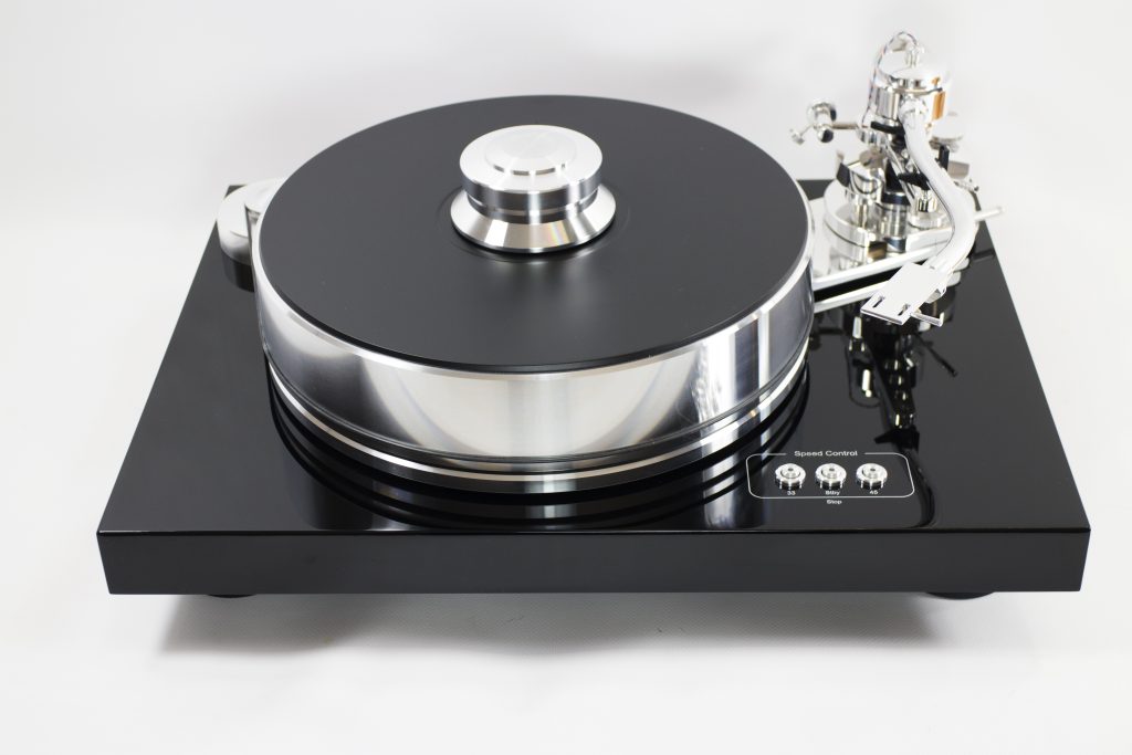 Signature 10 turntable