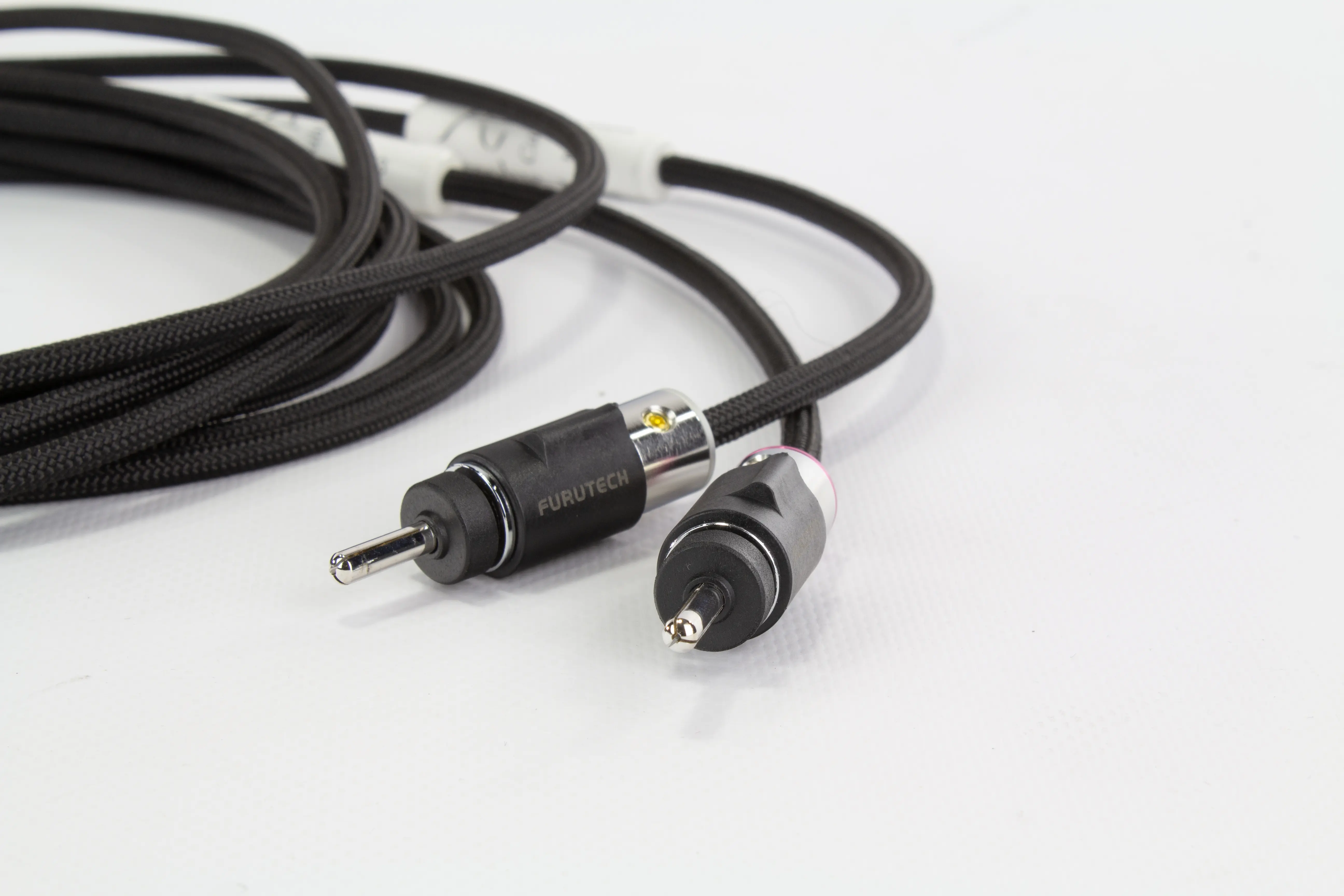 Real Cable Chenonceau XLR balanced interconnect with 24K gold-plated plugs
