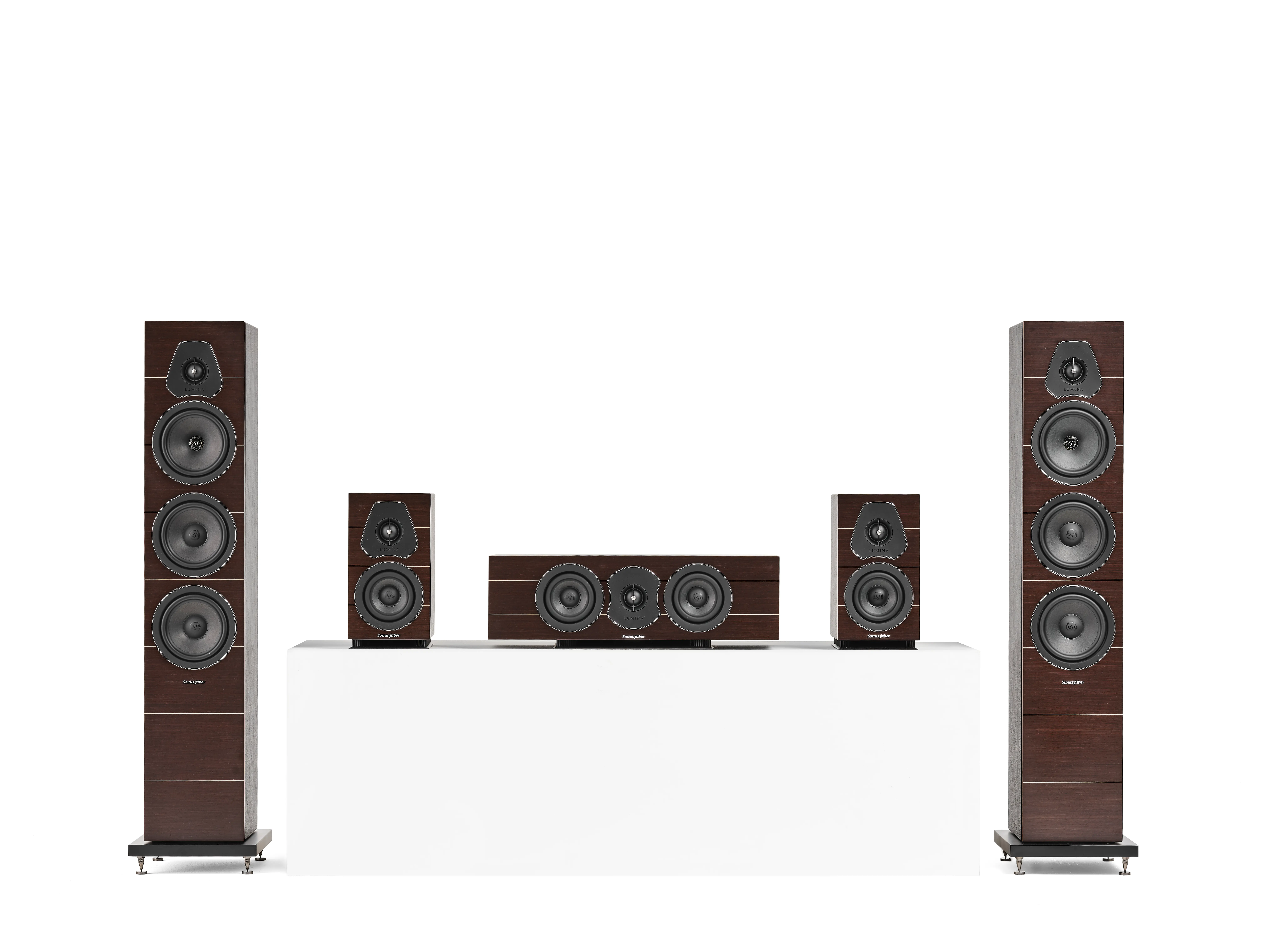 Gamme d’enceintes Sonus Faber Lumina : Lumina I et II de bibliothèque, colonnes Lumina III et V