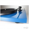 Pro-Ject Debut Carbon DC vinyl turntable Pro-Ject Debut Carbon DC vinyl turntable