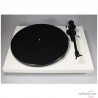 Pro-Ject Debut Carbon DC vinyl turntable Pro-Ject Debut Carbon DC vinyl turntable