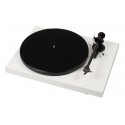 Pro-Ject Debut Carbon USB vinyl turntable