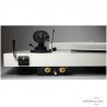 Pro-Ject Debut Carbon Esprit DC turntable Pro-Ject Debut Carbon Esprit DC turntable