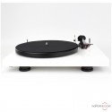 Pro-Ject Debut Carbon EVO turntable