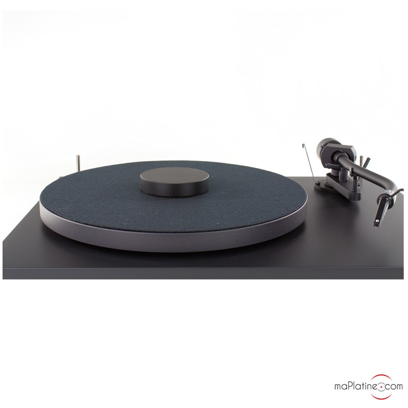 Pro-Ject Debut PRO S Turntable with Pick it S2 C Integrated Cartridge  (Satin Black)