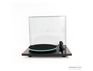 Rega Planar 2 ND3 Black turntable Rega Planar 2 ND3 Black turntable