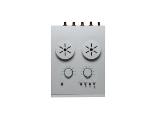 E.A.T E-GLO PETIT 2 Phono Preamplifier E.A.T E-GLO PETIT 2 Phono Preamplifier