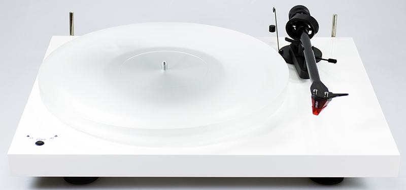 Pro-Ject Debut Carbon Esprit SB DC vinyl turntable