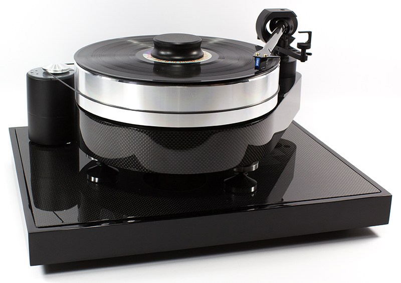 Pro-Ject RPM 10 Carbon turntable with Ground it Carbon base