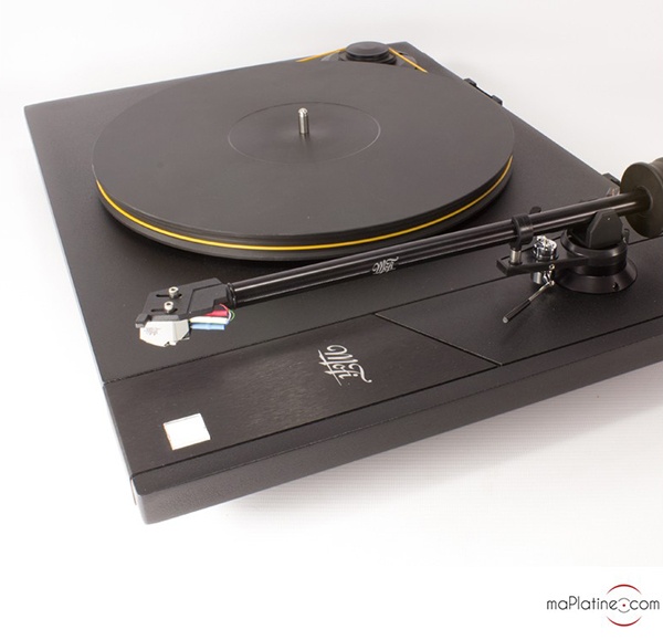 MoFi StudioDeck + turntable