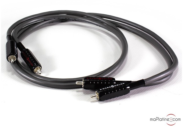 Wireworld Equinox 8 interconnect cable