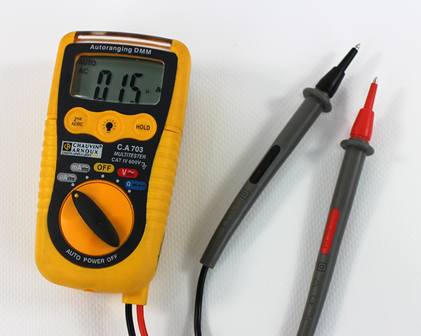 To phase audio devices - voltmeter
