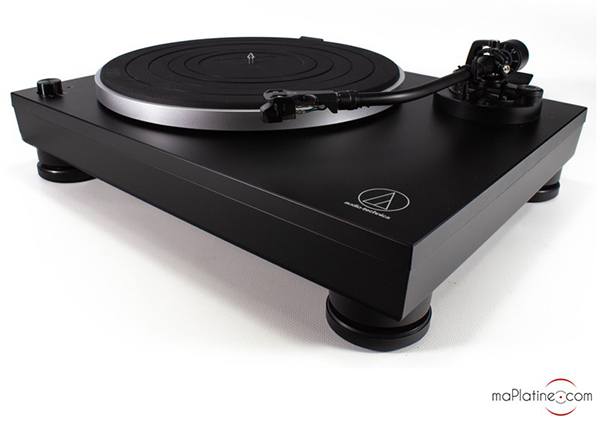 Audio Technica AT-LP5x turntable