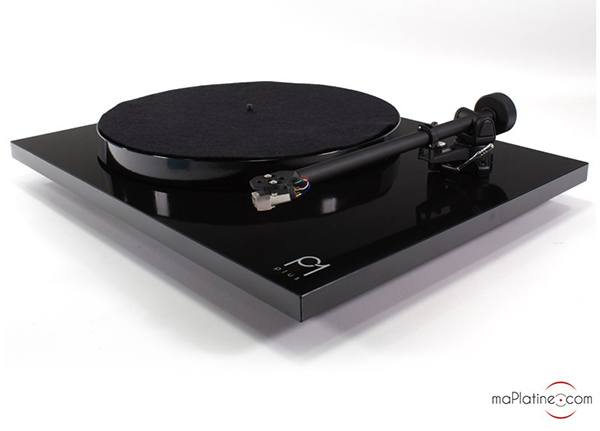 Rega Planar 1 Plus turntable