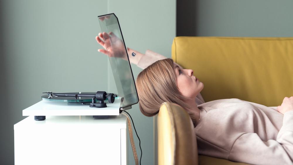 Vinyl-Schallplatten mit einem Bluetooth-System hören