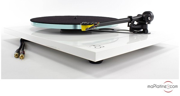 Platine vinyle Rega Planar 3 avec cellule Rega Exact