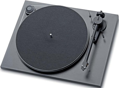 Pro-Ject essential