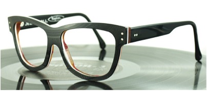 Les lunettes en vinyle